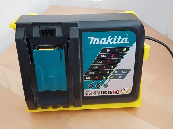 Makita DC18RC Vægbeslag